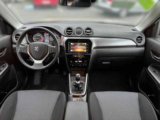 Suzuki Vitara Shine