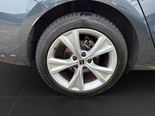 Seat Leon 1.5 eTSI DSG FR-lijn Sportstourer