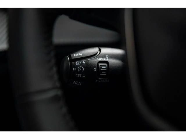 Peugeot 208 MHEV Automaat | 360° Camera | Dodehoekd. | Zete...