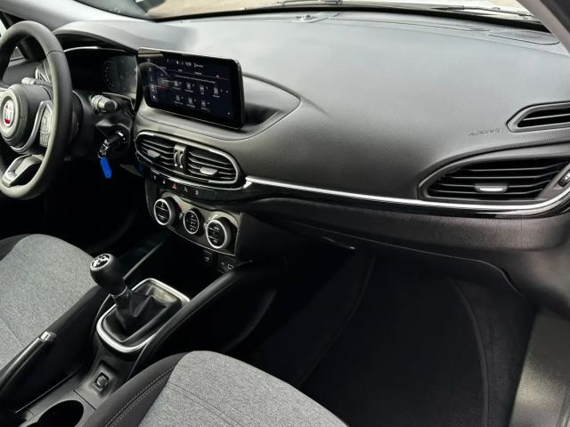 Fiat Tipo CityCross Cross