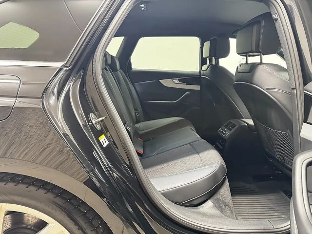 Audi A4 40 TFSI Avant Quattro S-Tronic