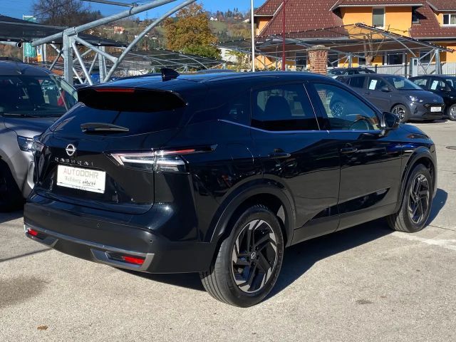 Nissan Qashqai AWD DIG-T N-Connecta