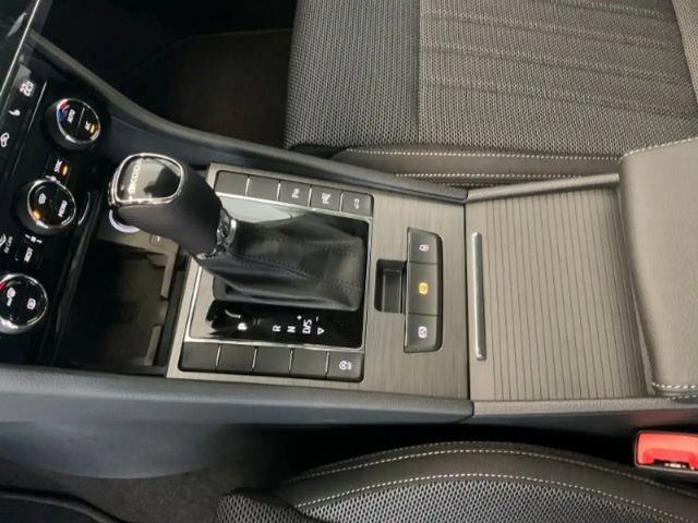 Skoda Superb 2.0 TDI Combi Style Style