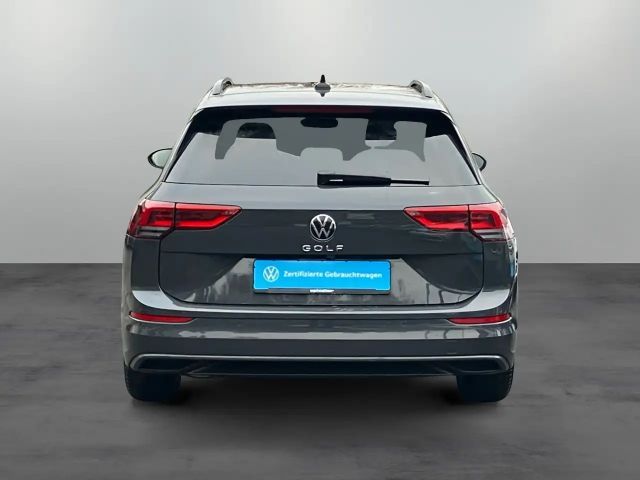 Volkswagen Golf 1.5 TSI Life Variant