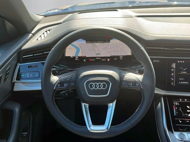 Audi Q8 55 TFSI S-Line