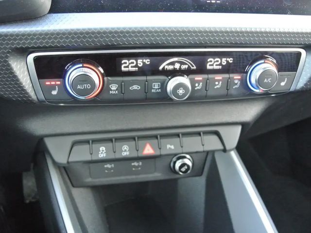 Audi A1 30 TFSI Allstreet Sportback