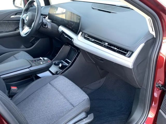 BMW 220 220i Active Tourer