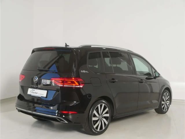 Volkswagen Touran 1.5 TSI DSG R-Line