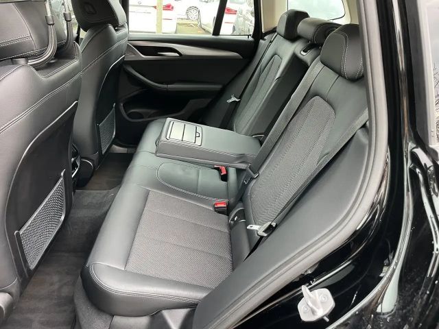 BMW X3 xDrive30e