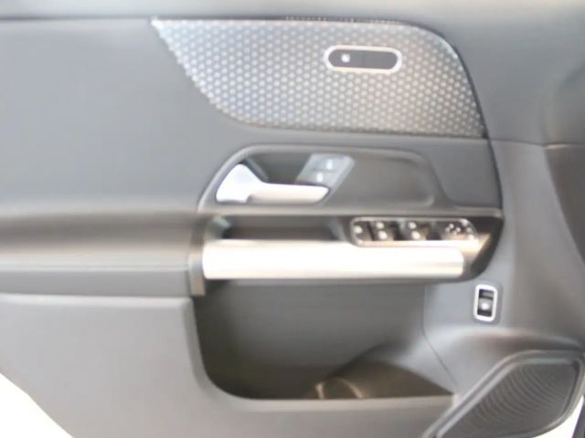 Mercedes-Benz GLA 200 Progressive