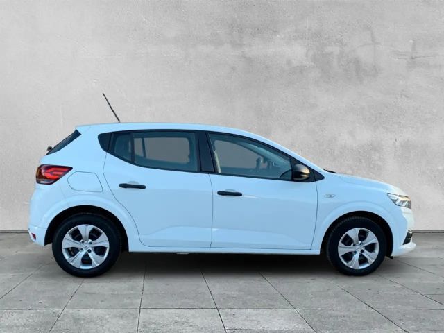 Dacia Sandero Essential