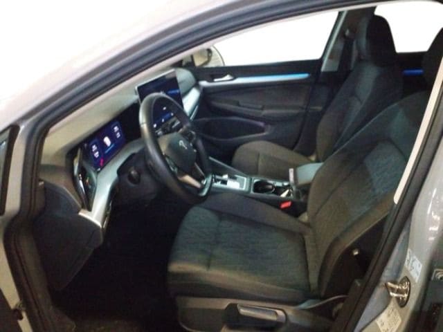 Volkswagen Golf 1.5 eTSI DSG Golf VIII Life