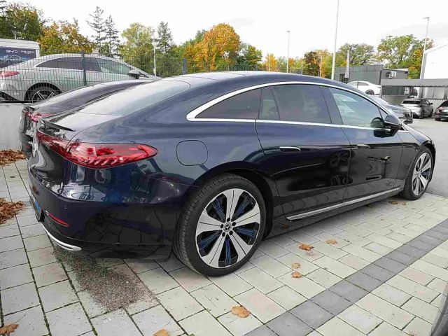 Mercedes-Benz EQS Sedan