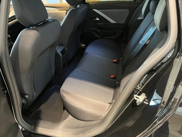Opel Astra 1.2 Turbo Enjoy Sports Tourer Turbo
