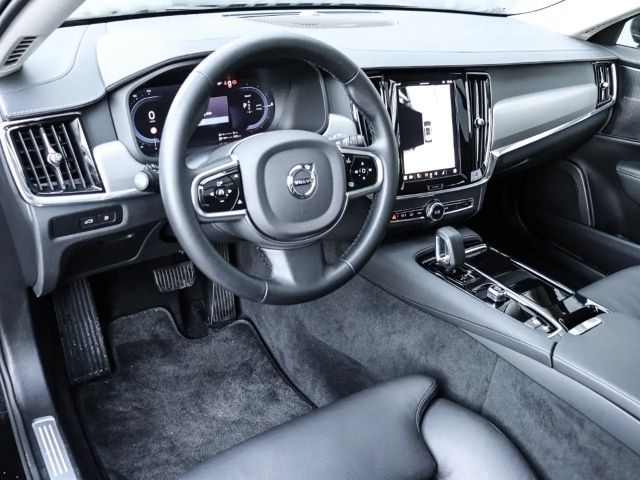 Volvo V90 AWD Dark Plus Recharge