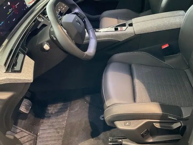 Peugeot E-3008 Allure Pack