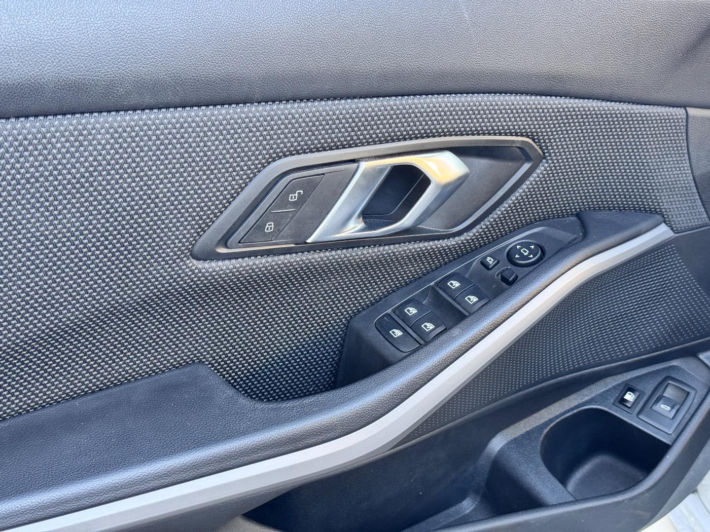 BMW 330 330e Touring xDrive