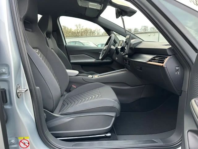 Cupra Born 60 kWh Kamera Navi ACC Alu19 Allwetterreifen Shz S