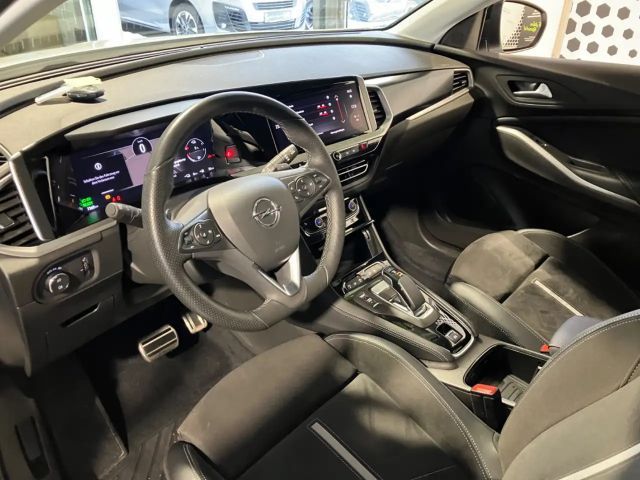 Opel Grandland X 1.6 Turbo