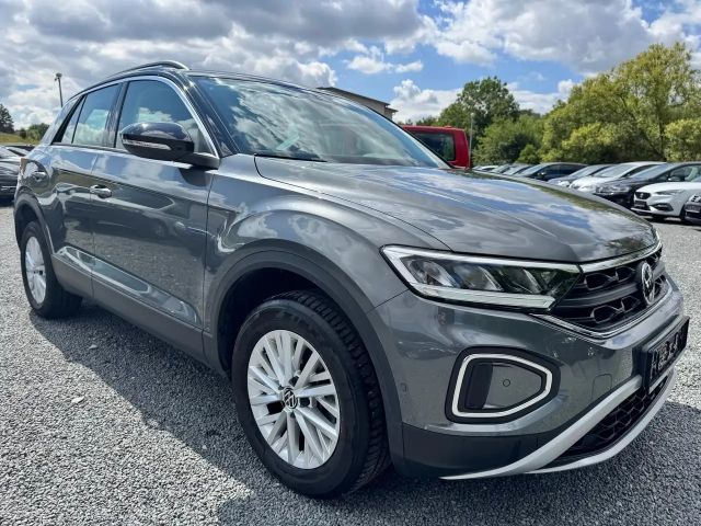 Volkswagen T-Roc 1.5 TSI DSG Life