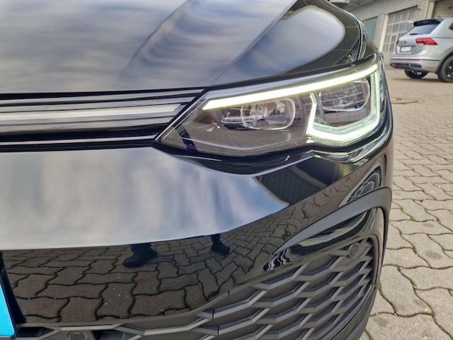 Volkswagen Golf Style