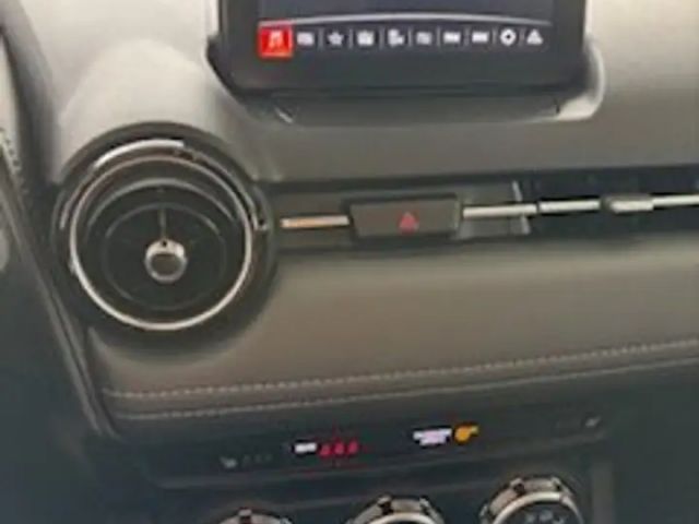 Mazda CX-3 Revolution