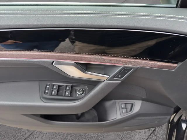 Volkswagen Touareg AUT