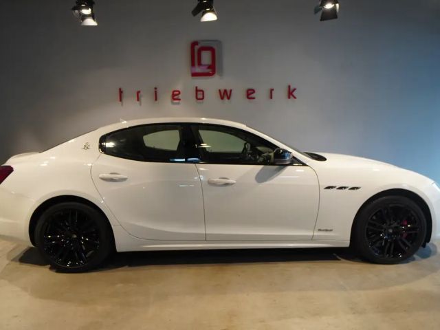 Maserati Ghibli GranSport