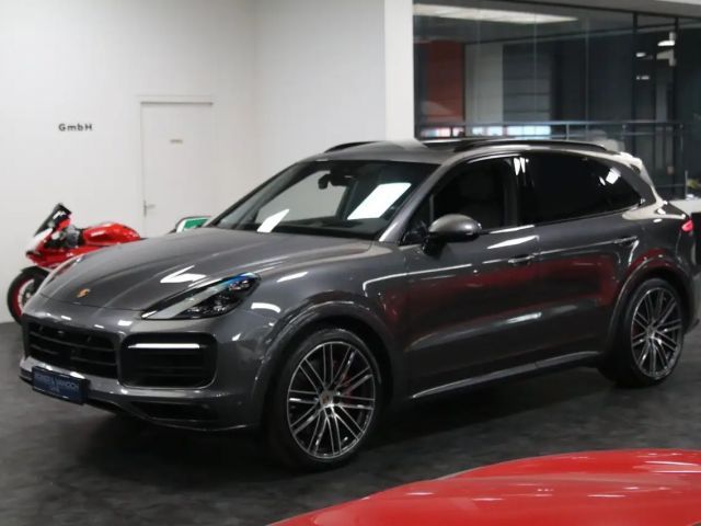Porsche Cayenne GTS