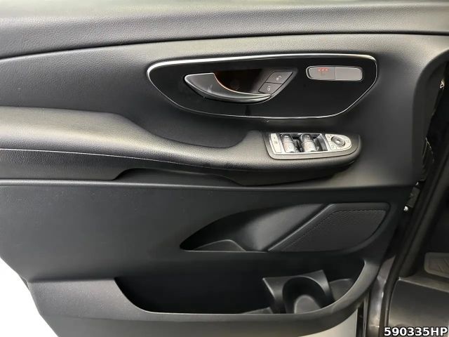 Mercedes-Benz V 220 V 220 d