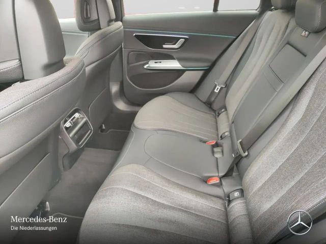 Mercedes-Benz E 220 AVANTGARDE E 220 d Estate