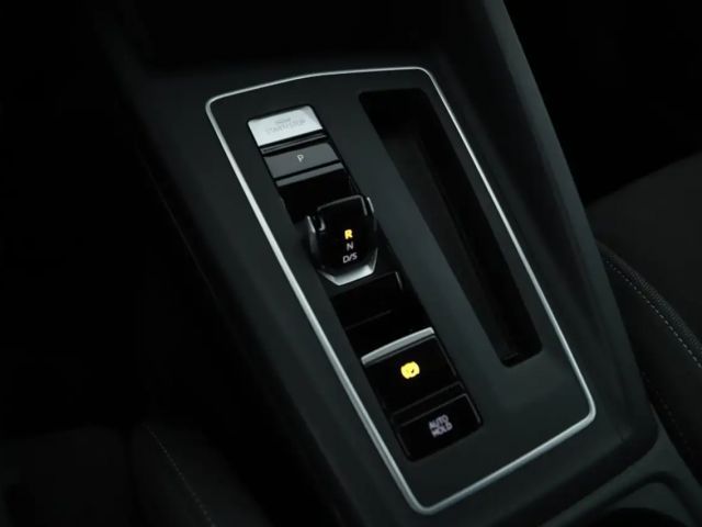 Volkswagen Golf DSG Life