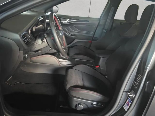 Ford Focus EcoBoost ST Line Wagon