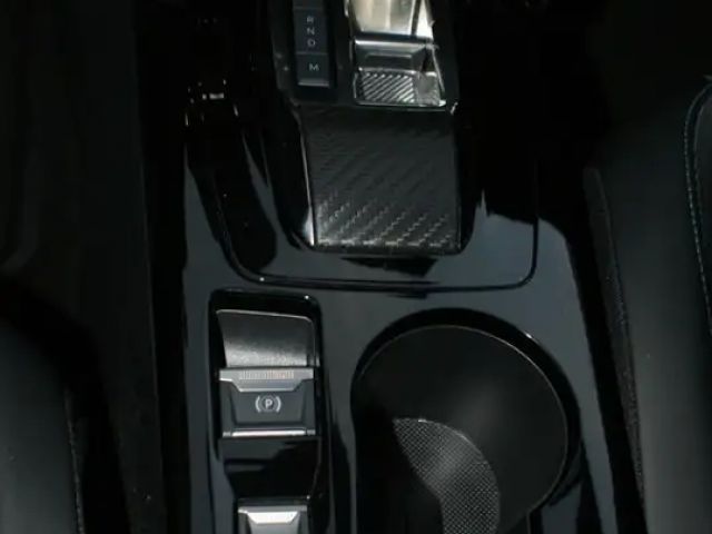 Peugeot 2008 Allure Pack EAT8