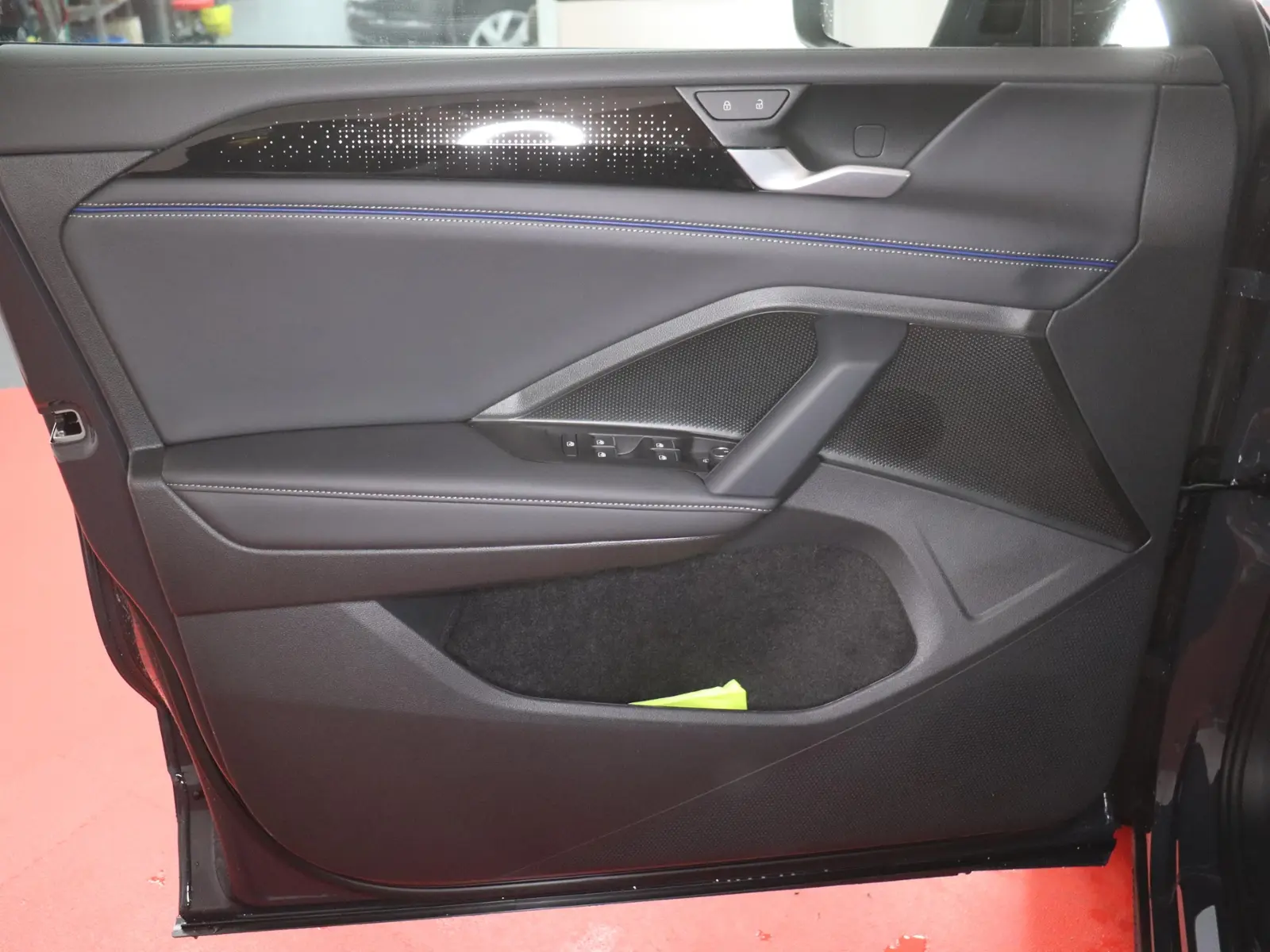 Volkswagen Tiguan 2.0 TDI DSG R-Line