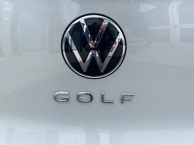 Volkswagen Golf 4Me TSI