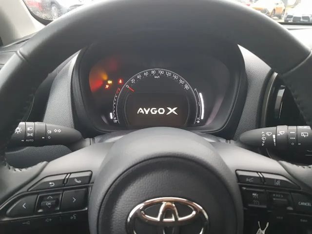 Toyota Aygo Hatchback Play