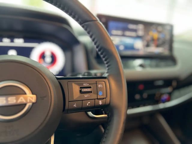 Nissan Qashqai 1.3 Connecta LED+KEYLESS+360°+ACC+VC.