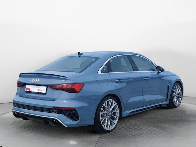 Audi RS3 Quattro S-Tronic Sedan