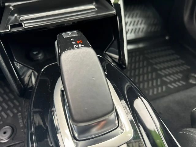 Peugeot E-2008 Allure Pack