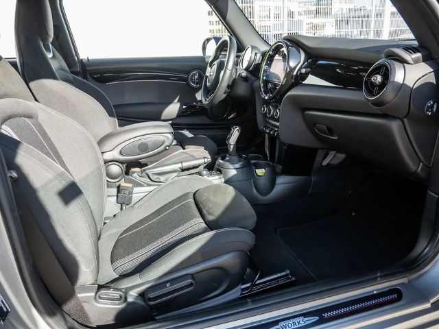 MINI Cooper John Cooper Works