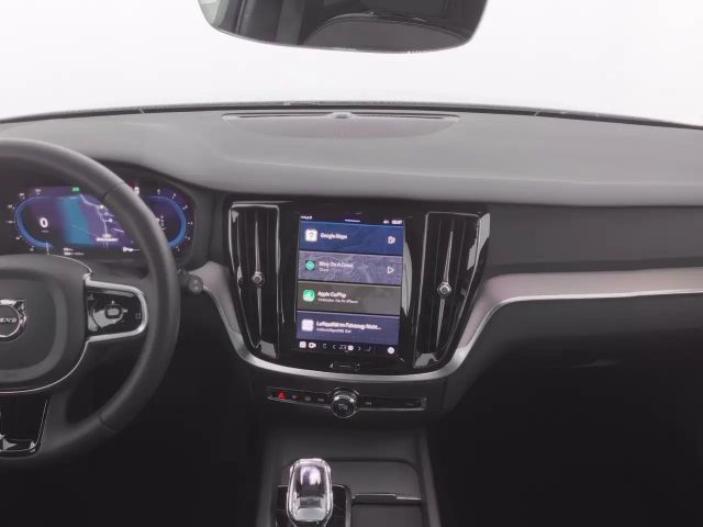 Volvo V60 Cross Country AWD Plus