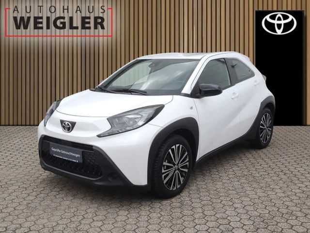 Toyota Aygo X Hatchback Play X-play