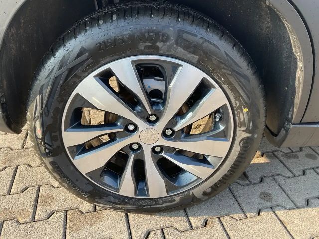 Suzuki S-Cross AllGrip Hybrid