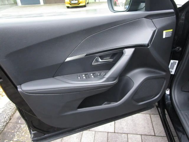 Peugeot 2008 Allure Pack EAT8 PureTech