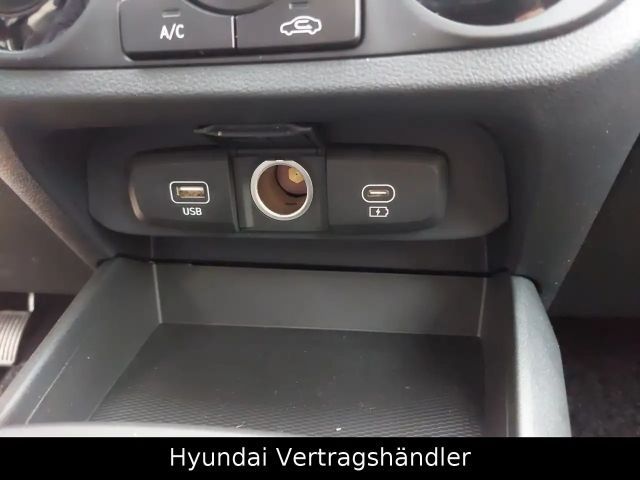 Hyundai i10 Advanced /NAVI