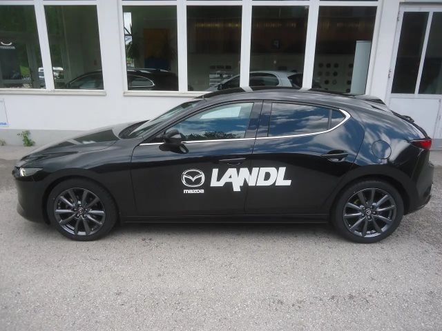 Mazda 3 G140 Centre-Line mit Design Pack