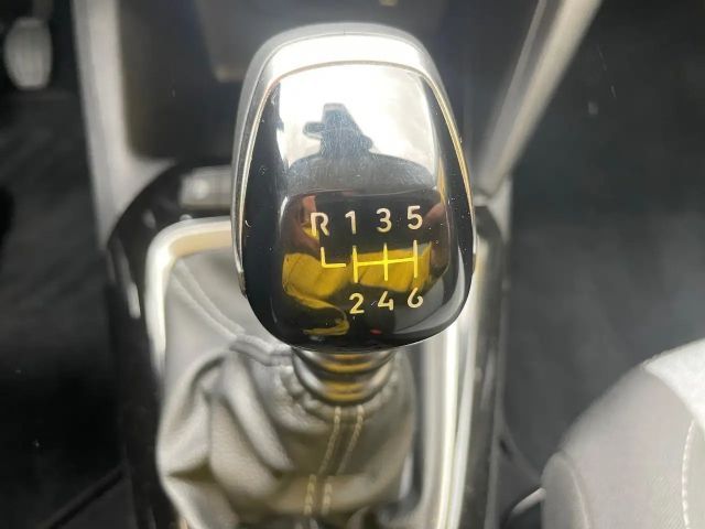 Opel Corsa 1.2 Turbo Edition F Edition