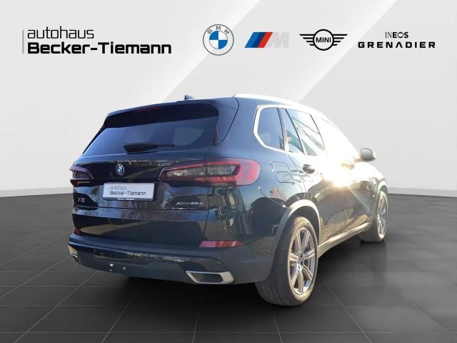 BMW X5 xDrive45e