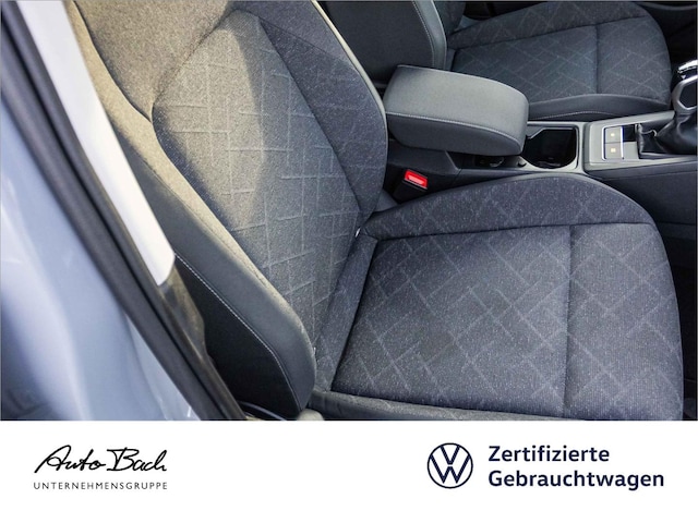 Volkswagen Golf 1.0 TSI Life Variant